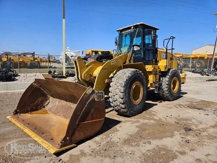 Used Caterpillar Loader
